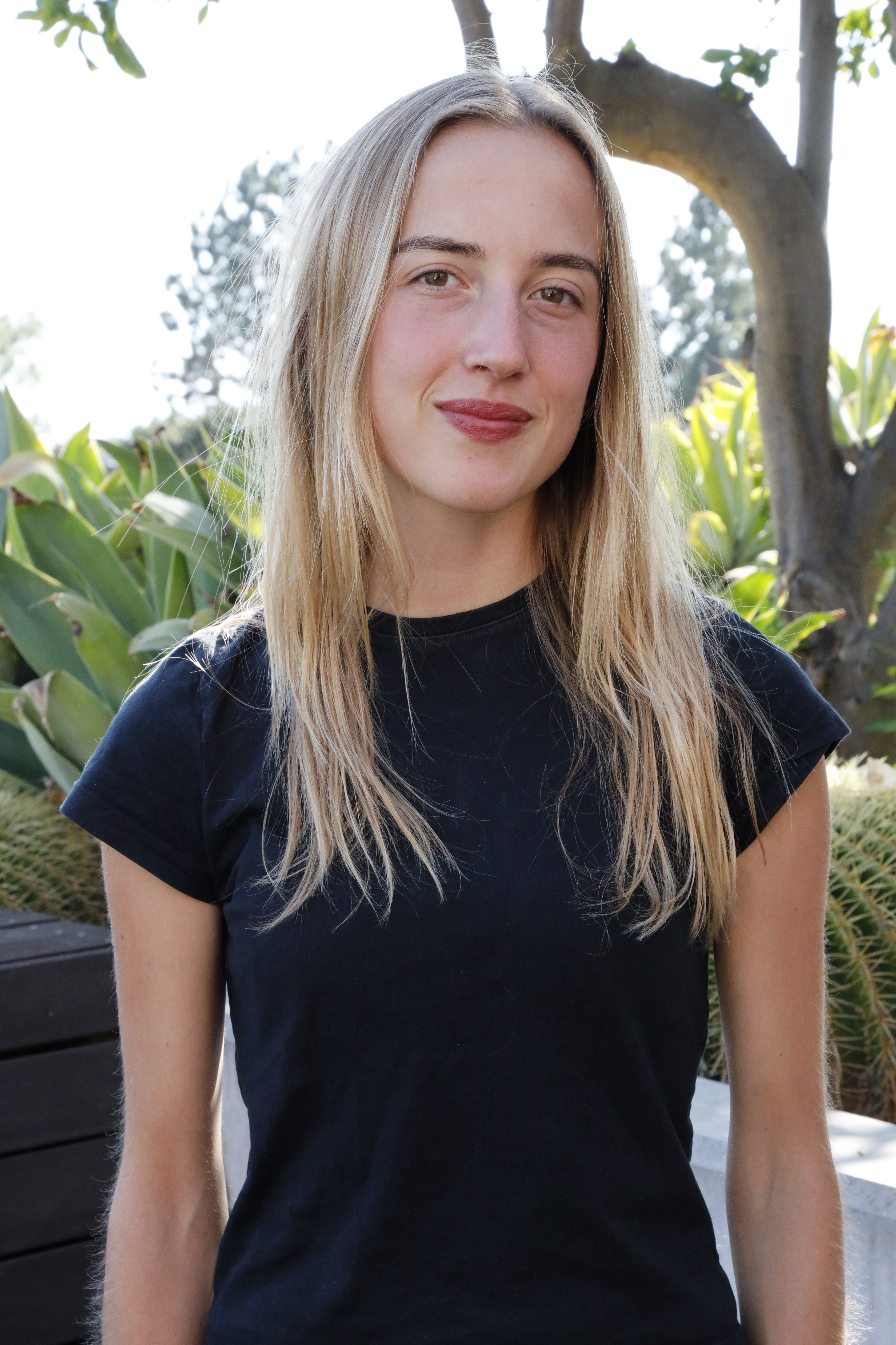 Bella Hottenrott Headshot